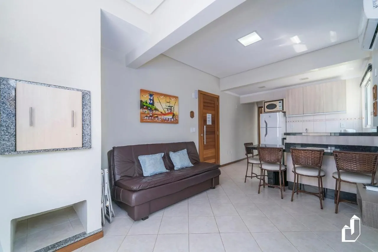 Apartment Com 01 Dormitorio E Para Entrar E Ser Feliz Bombinhas