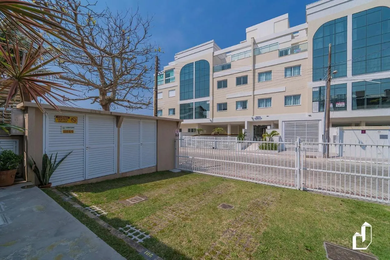Com 01 Dormitorio E Para Entrar E Ser Feliz Bombinhas Apartment
