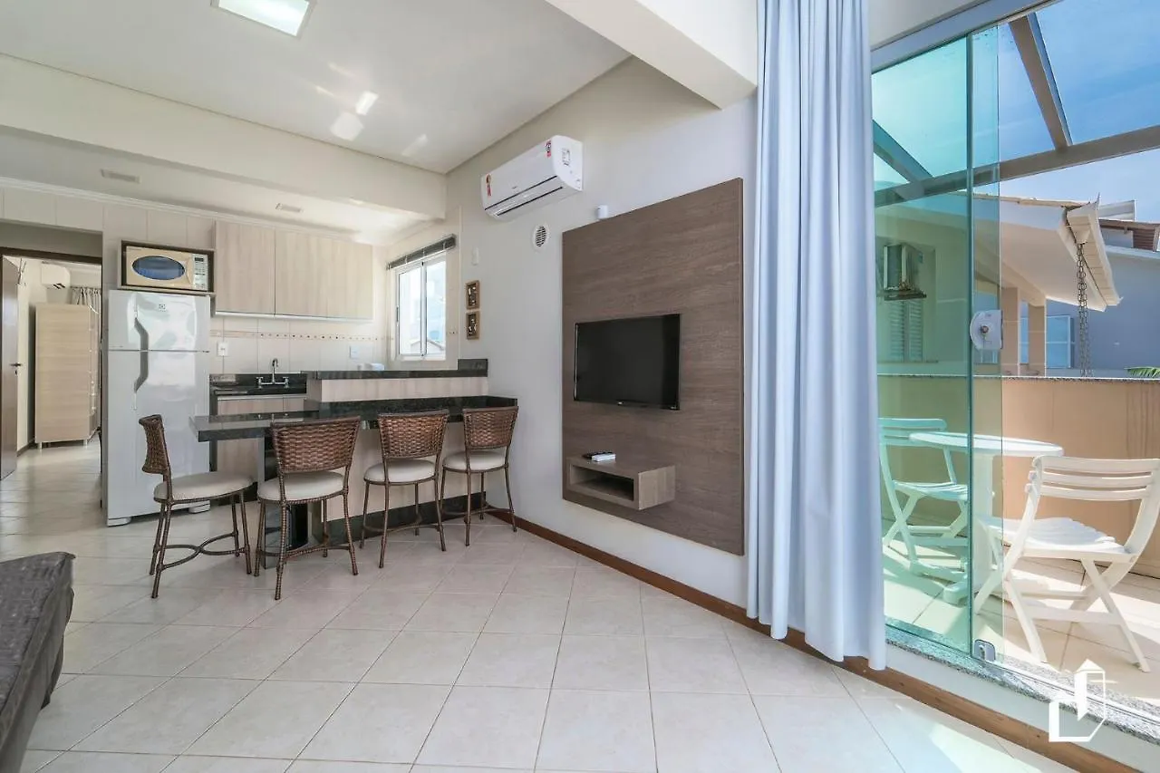Apartment Com 01 Dormitorio E Para Entrar E Ser Feliz Bombinhas Brazil